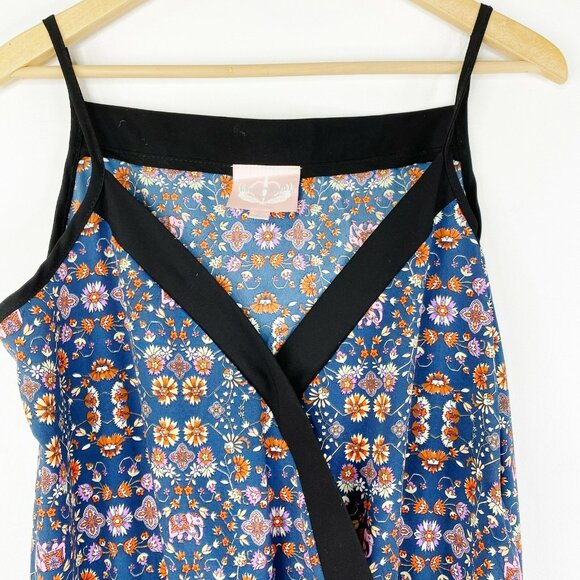 Romeo & Juliet Couture Jumpsuit Size Medium Blue Floral Sleeveless One Piece - Picture 2 of 4